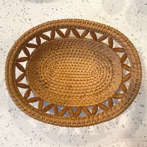Vintage Woven Rattan Basket Boho Natural Oval Storage Tray Cottagecore Rustic